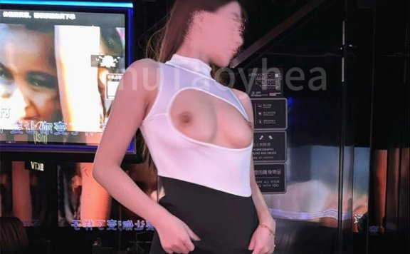 咬咬小鳄鱼 – 反差少女 人前班长学霸 背地里小骚货 [258PnV-1.47G] 持续更新中 百度云